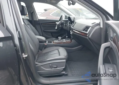 2018 Audi Q5 2.0T Premium/2.0T Tech Premium z USA, uszkodzony, nr VIN WA1BNAFY9J2176574